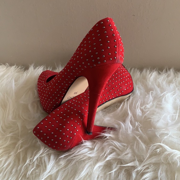 Red heels - Picture 4 of 5